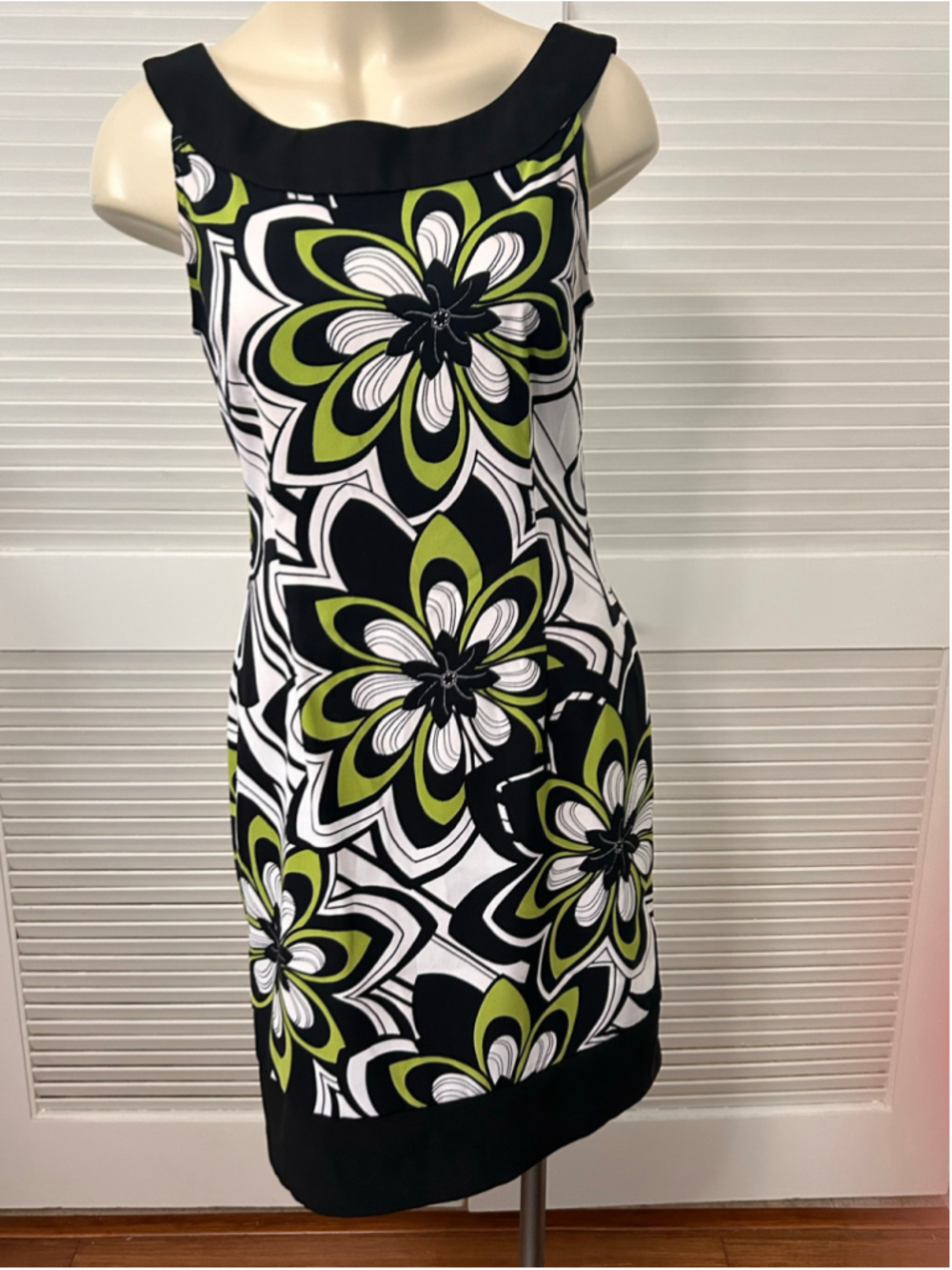 Connected Apparel Graphic Floral Sheath Midi Dress Size 10